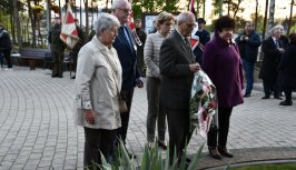Powiększ obraz:Pamięci ofiar zbrodni katyńskiej - Zdjęcie nr28