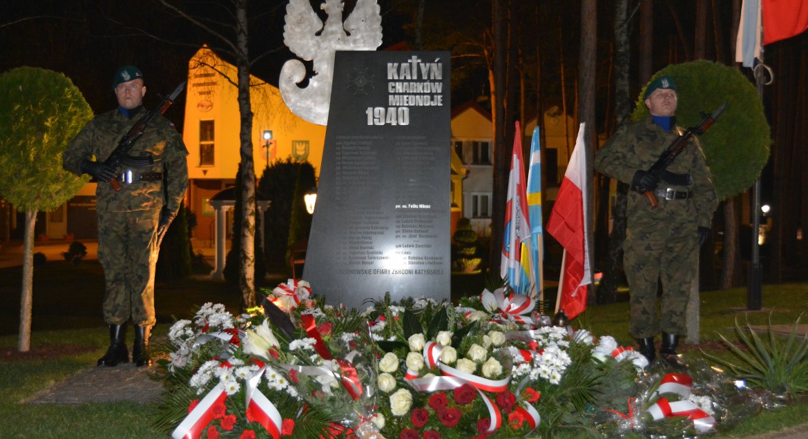 Złożyli hołd ofiarom Katynia