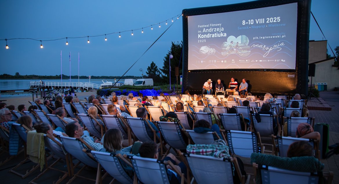 Gościem specjalnym podczas festiwalu był polski aktor filmowy, estradowy, telewizyjny  i teatralny, scenarzysta i reżyser Zbigniew Buczkowski