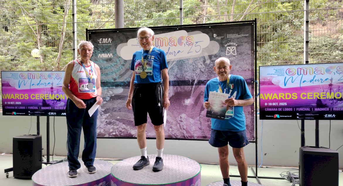 Na podium troje zawodników