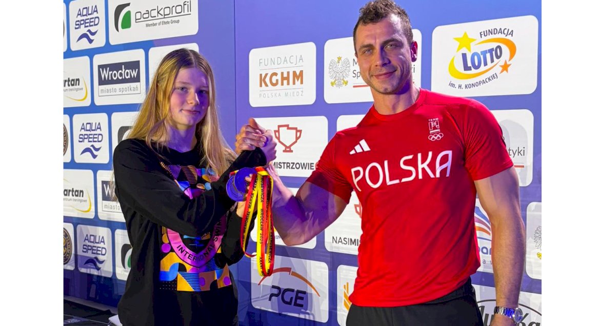 Zawodniczka Ewa Leciejewska z trenerem