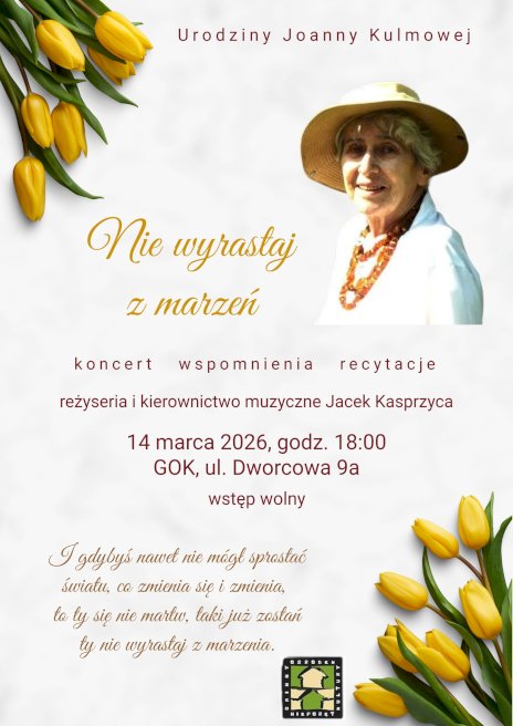 Na zdjęciu żółte tulipany w rogach plakatu i widoczna do połowy kobieta w średnim wieku, w kapeluszu ze sznurem bursztynów na szyji