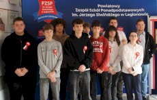 Na zdjęciu uczestnicy konkursu