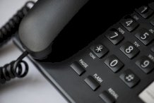 Na zdjęciu aparat telefoniczny