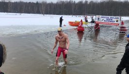 Powiększ obraz:Mistrzostwa Polski w pływaniu zimowym - Zdjęcie nr2